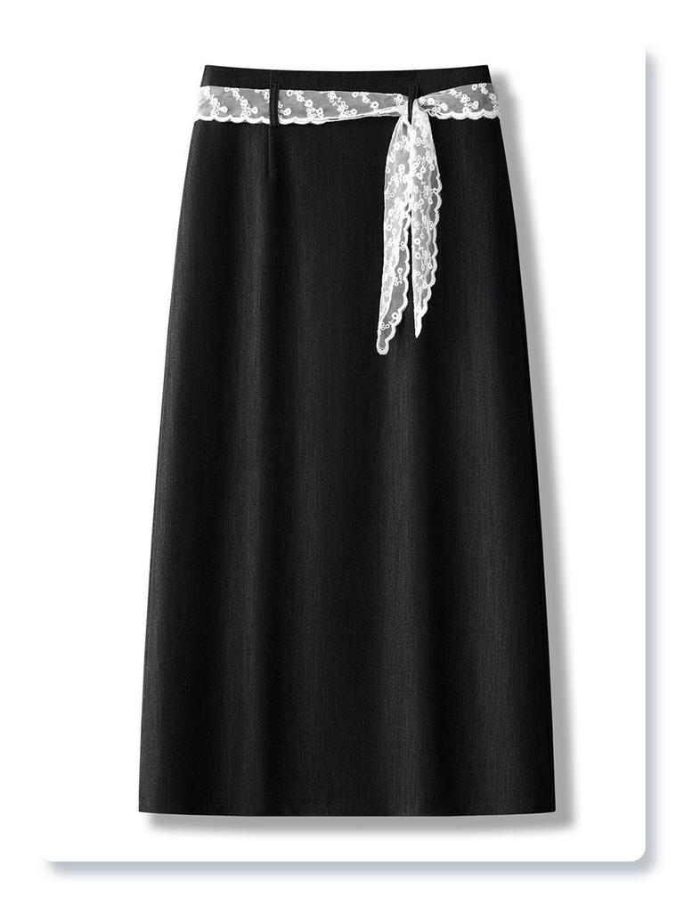 Damska biała koronkowa spódnica midi w kształcie litery A – dopasowana w biodrach, casualowa i petite, kolekcja lato 2025