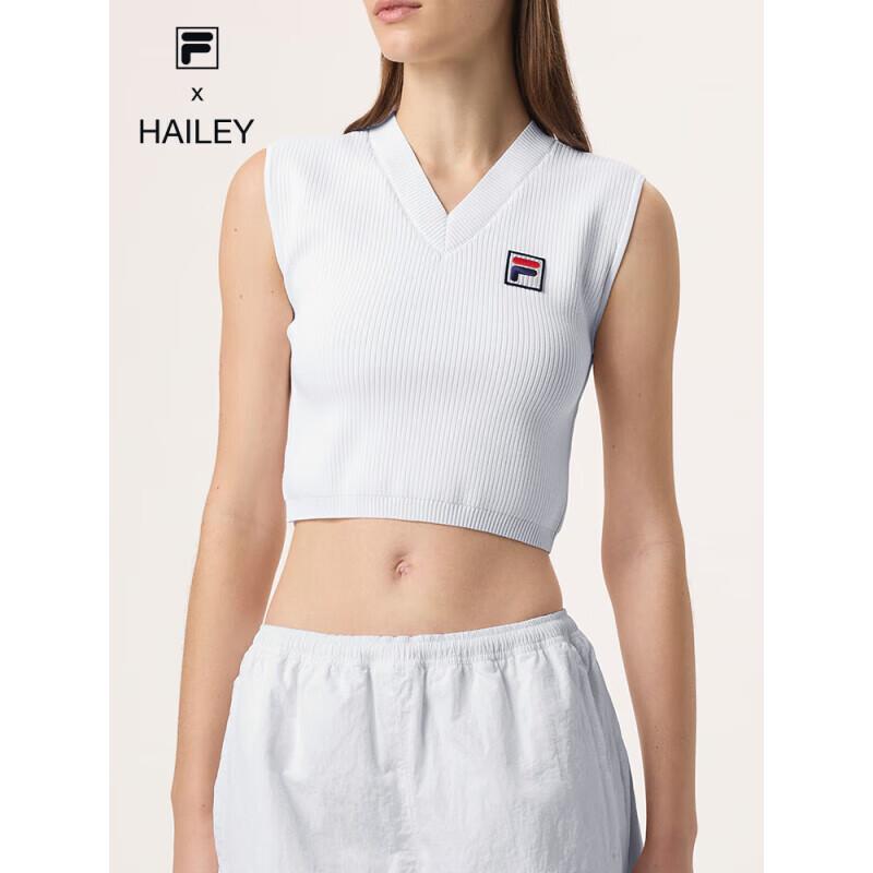 FILA x Hailey Women s Woven V-neck Tennis Vest L