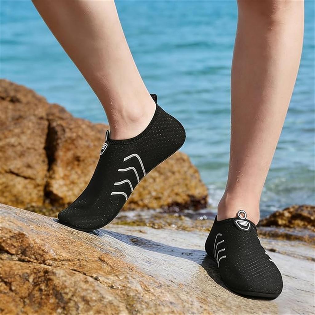 Unisex Reflective Strip Water Shoes Lightweight Quick Drying Aqua Socks for Outdoor Activities Beach Swimming and River Trekking