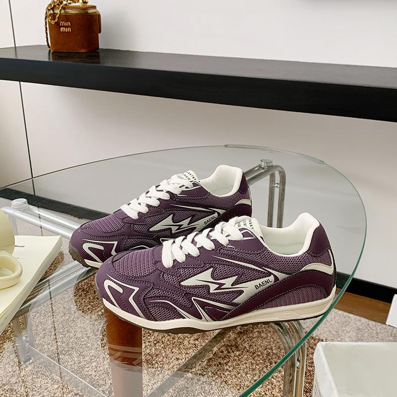 It's So Easy To Wear + Korean Version Ins Super Fire Breathable Mesh German Training Shoes Women's 2025 New Color Matching Inner Height Increase Fo