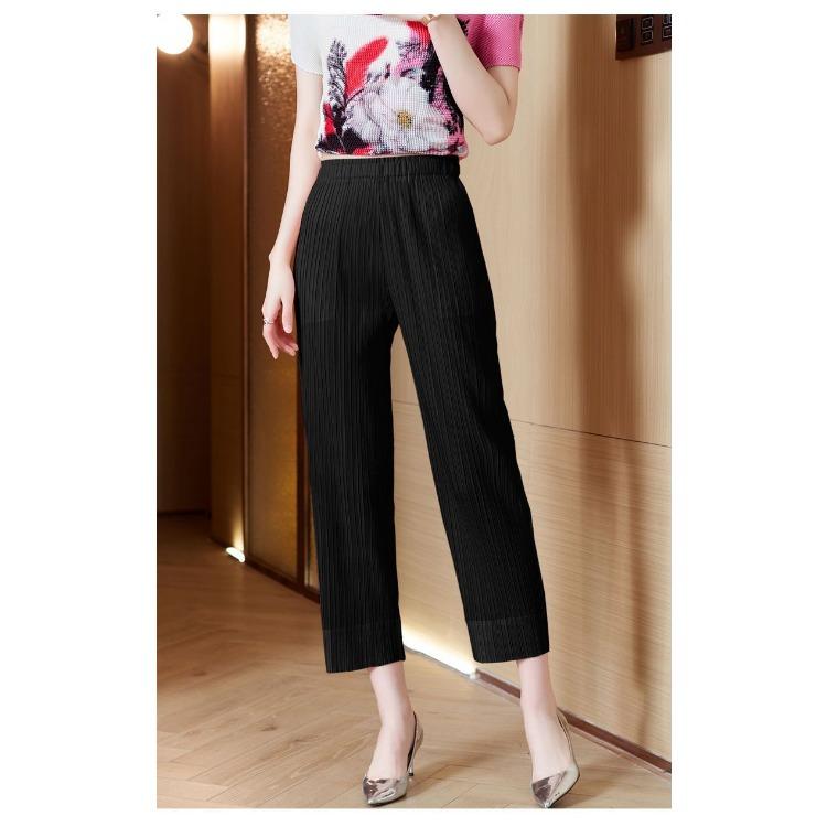 Pantaloni da Donna a Pieghe Estivi Mom Vita Elastica Gamba Dritta Larghi Modellanti Casual Gamba Dritta Corti