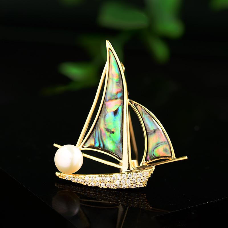 Smooth Sailing Sailboat Brooch: Exquisite Zircon & Natural Mother-of-Pearl Pin Accessory
