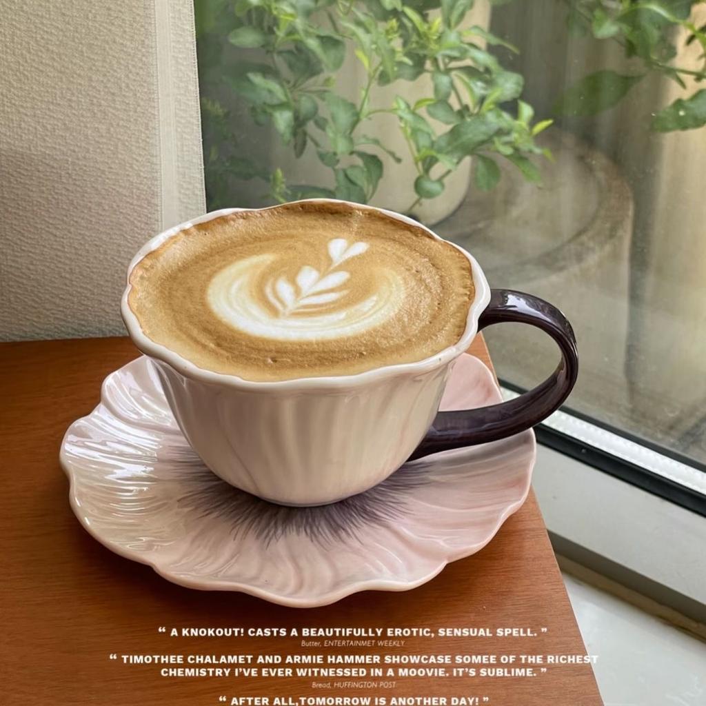 Suits Cute Flower Ceramic Coffee Mug with Tray Plate Artistic High Beauty Afternoon Tea Latte Coffee Cup Plate Dish Set