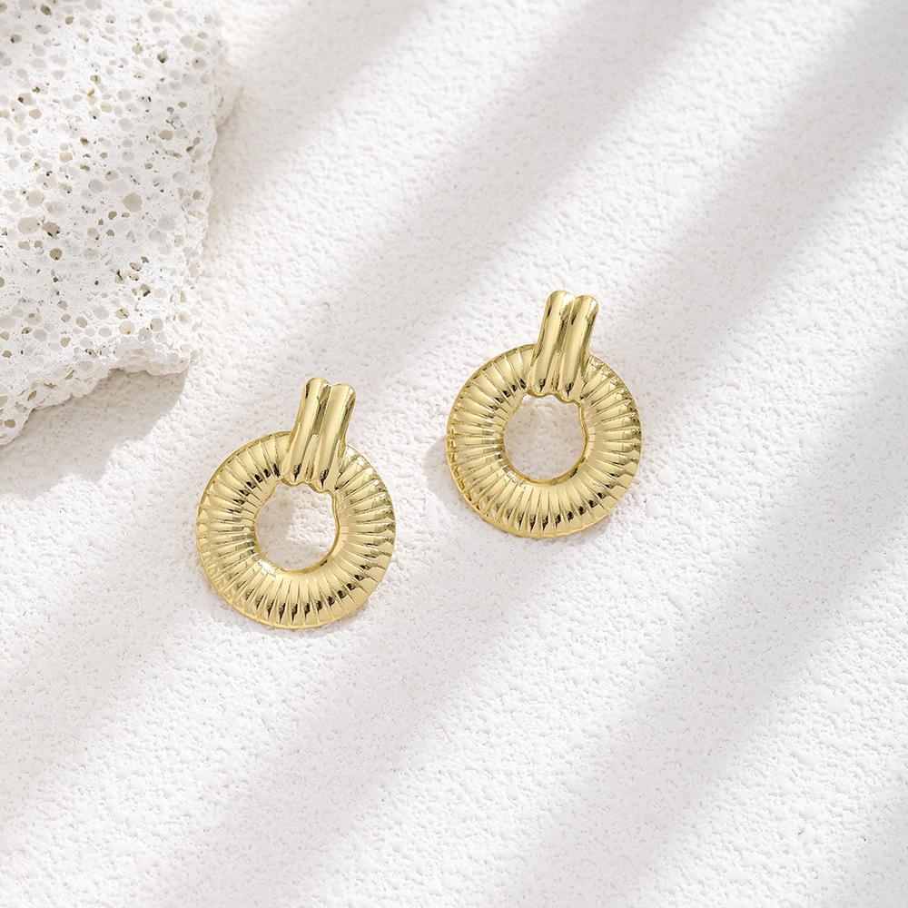 Exaggerated Geometric Texture Stainless Steel Stud Earrings Women'S Personality Niche Design Earrings Light Luxury High-End Earrings