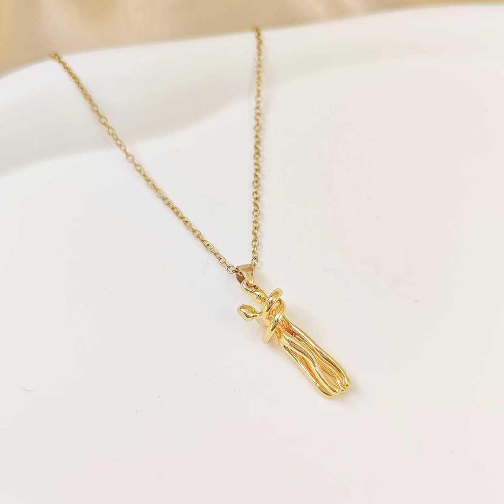Women's Gold-Plated Copper Necklace: Luxury Fu Lu Pendant Clavicle Chain - Versatile Fashion Accessory