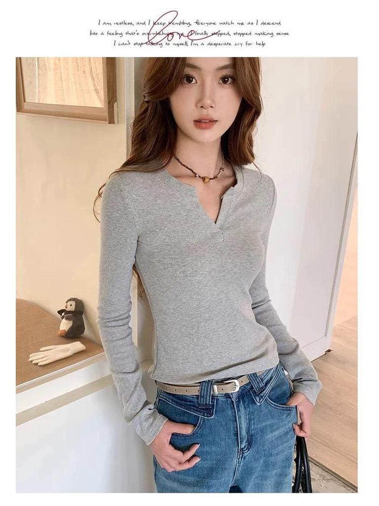 Women's Slim Fit 95% Cotton V-neck Long Sleeve Base Layer Top for Spring and Autumn