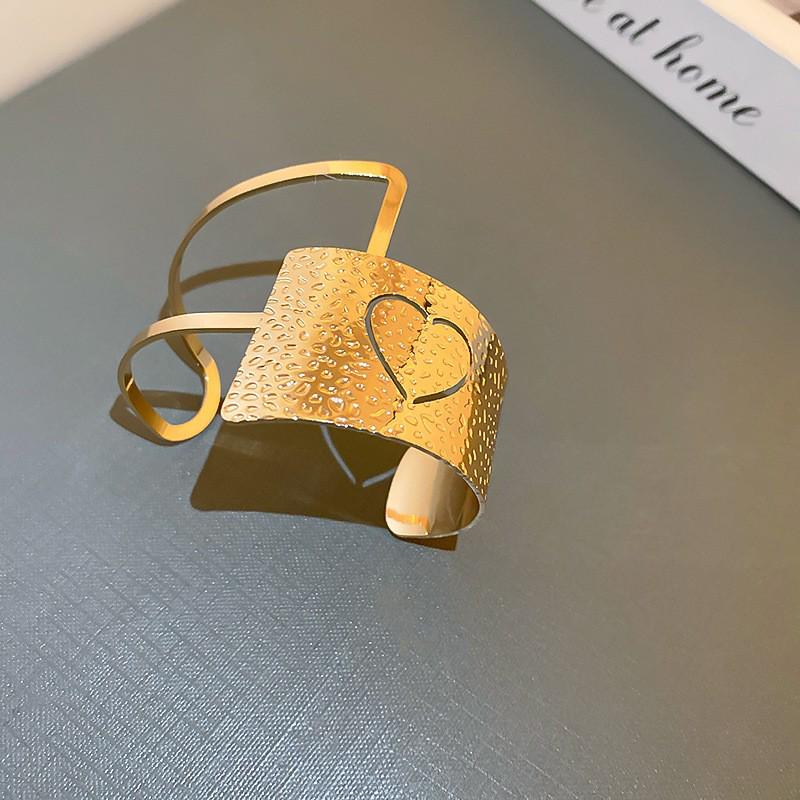 European-American Irregular Concave Bangle: Chic, Cold Style Luxury Bracelet for Women