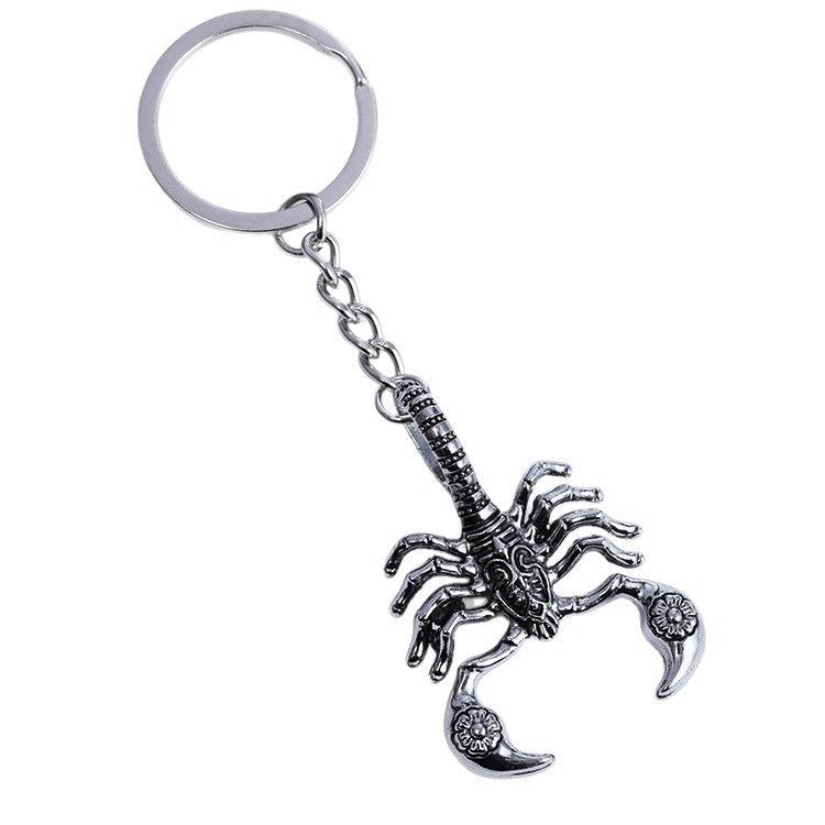Retro Wolf & Eagle Keychain: Personalized Scorpion Bag Pendant Accessory