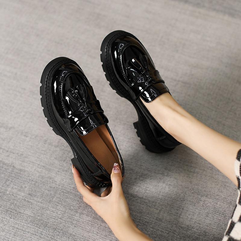 Leather Shoes Women's New Fringed College Style Patent Leather Retro Single Shoes Women's, Large Size Women's Shoes