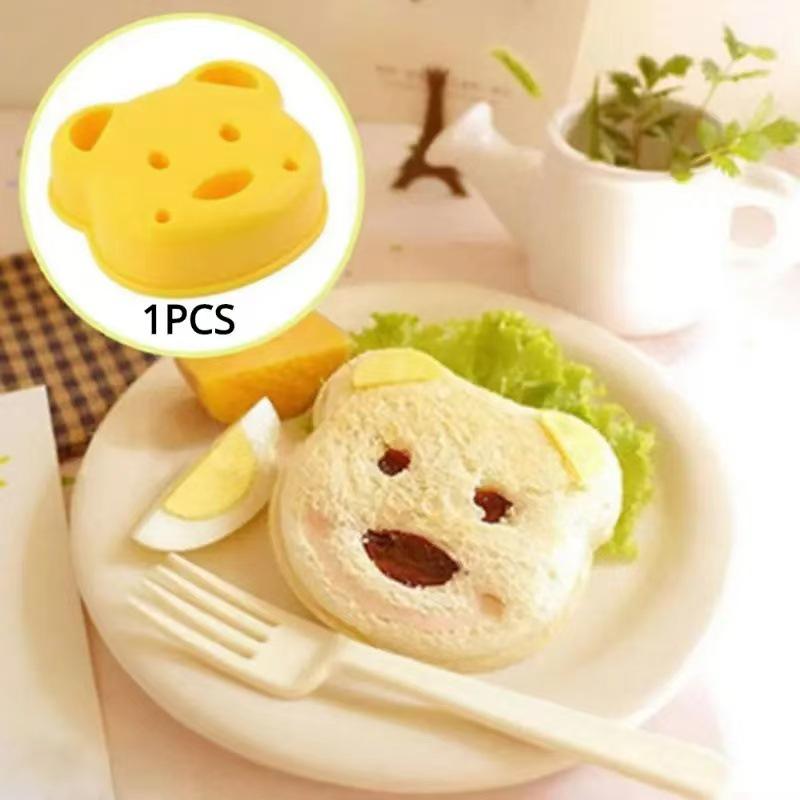 Creative Bear Sandwich Cutter: DIY Children's Cartoon Toast Mold