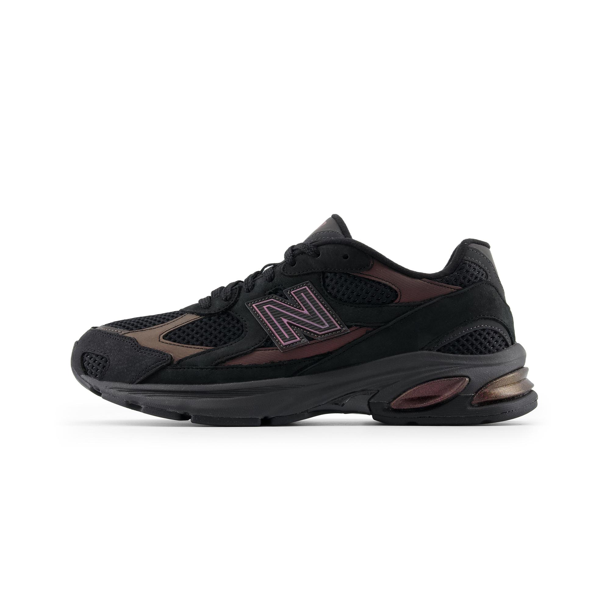 New Balance 2010 Black Iridescent 44