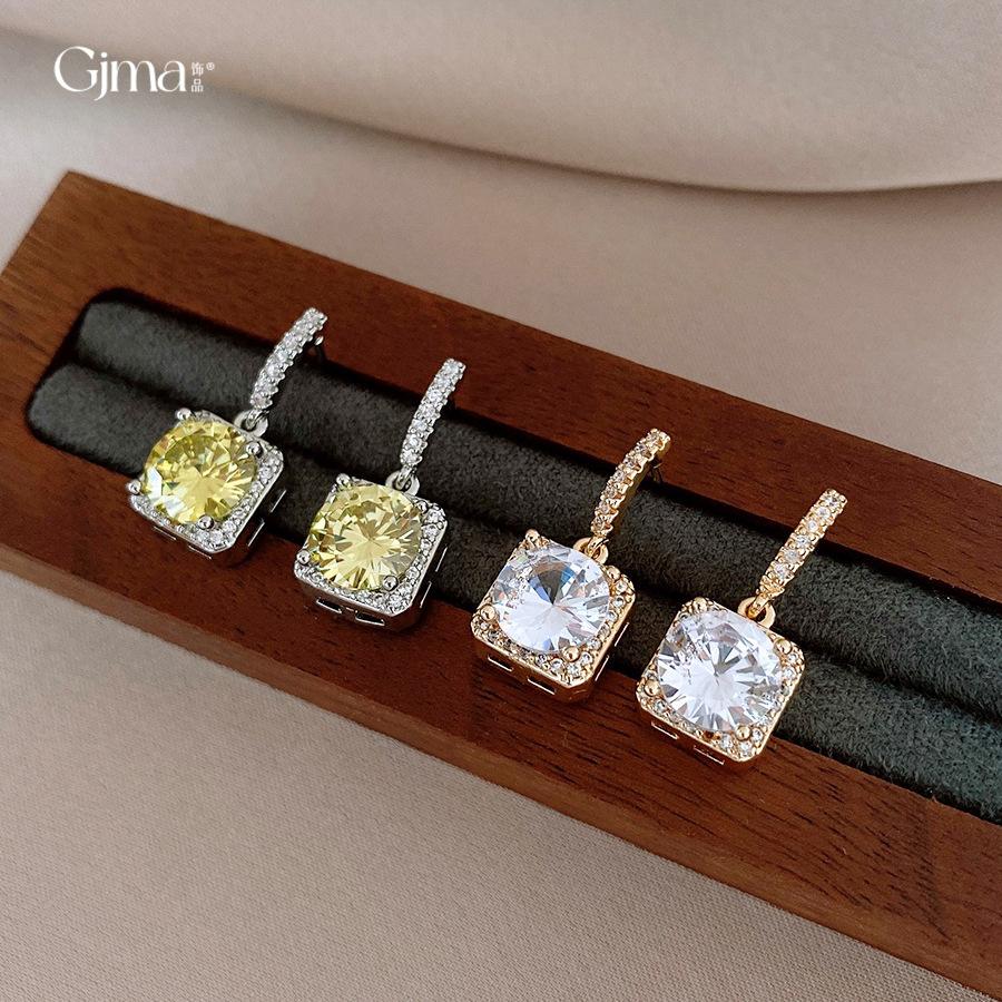 18k real gold electroplated zircon square pendant earrings, European and American earrings, earrings.