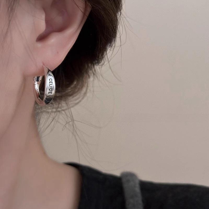 Simple letter circle earrings women's design ear buckles cold wind stud earrings