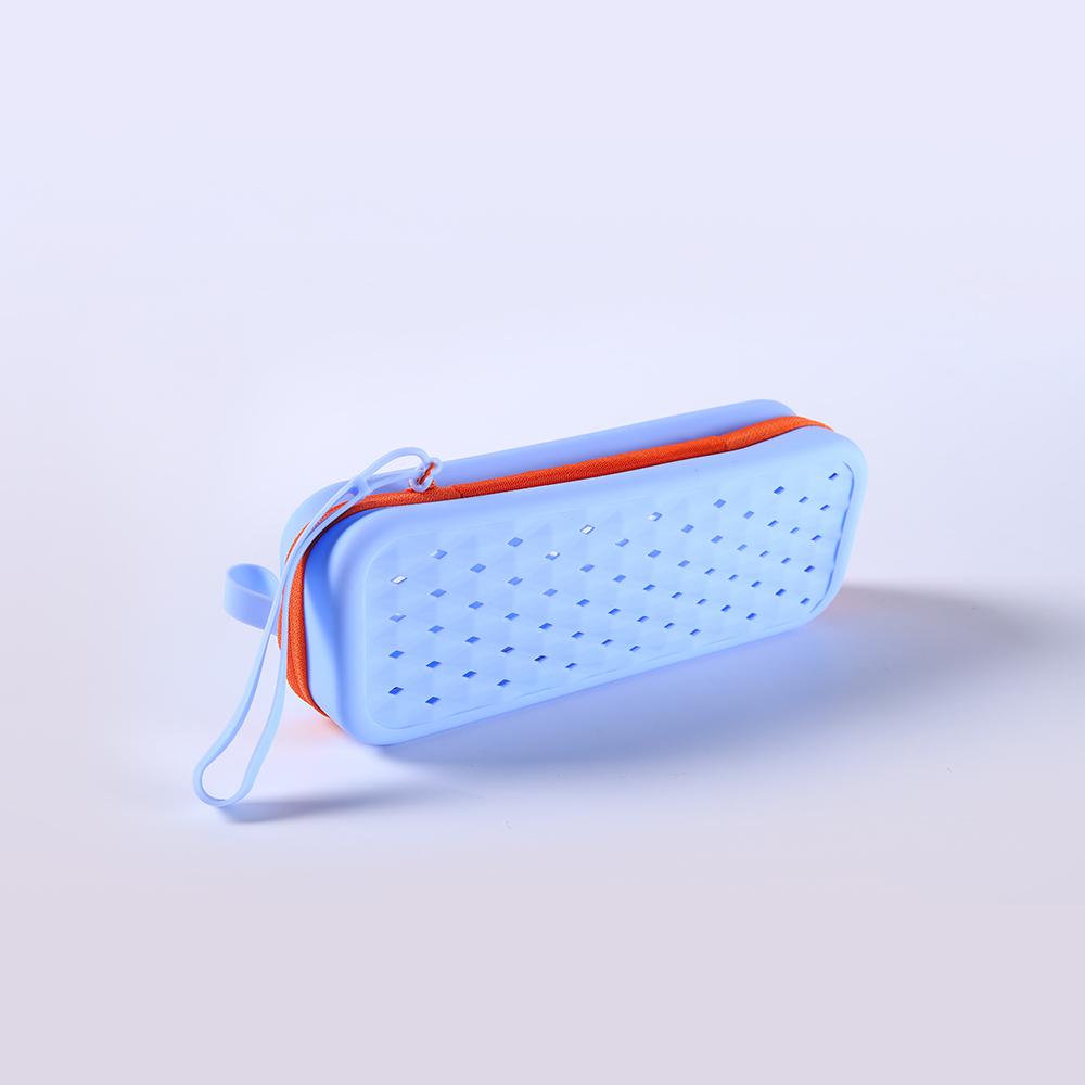 Waterproof Silicone Glasses Case for Swimming, Soft & Breathable Eyeglasses Protector Bag, Swim Gear Accessories Storage Pouch