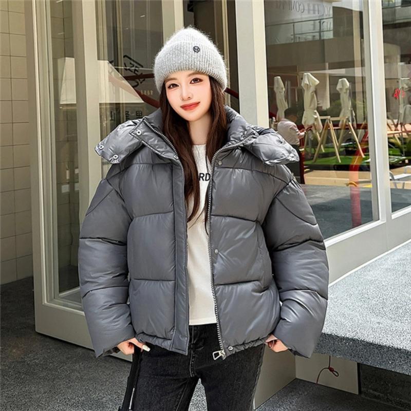 Women’s Short Detachable Hood Windproof Thicken Warm Winter Jacket With Raglan Sleeves