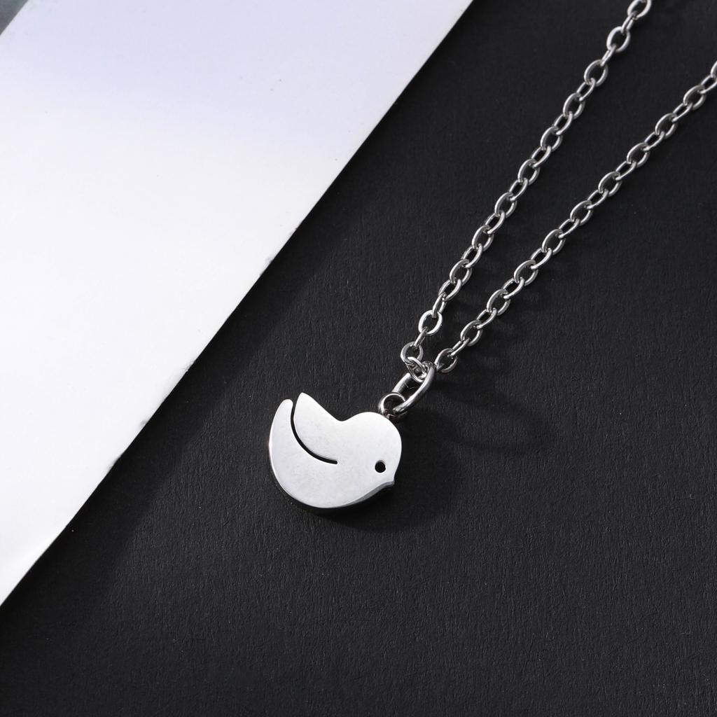 Japanese and Korean Fashion Simple and Versatile Animal Necklace Paper Clip Chain Cute Bird Pendant Necklace