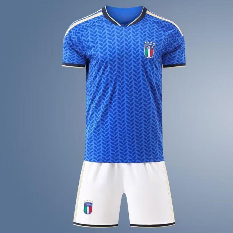 Passende Familien-Fußballtrikots zur WM 2026 - Fußballtrikot-Sets für Eltern & Kinder
