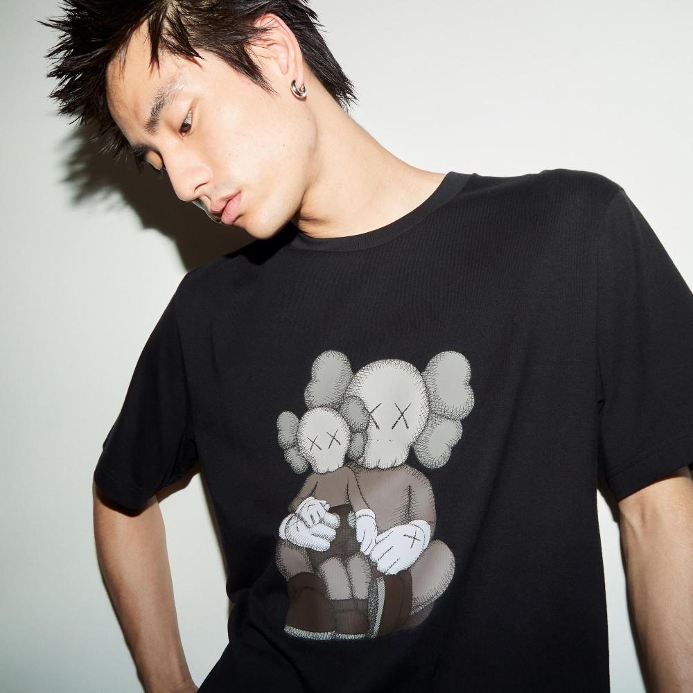 

UNIQLO JAPAN Cows UT Графическая футболка с короткими рукавами, стандартный крой