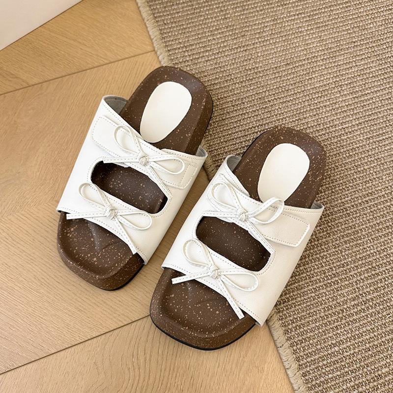 Doppelschleife Wildleder Ein-Wort-Schlepp Oberbekleidung Sommer neu weiche Sohle vielseitig Meerseite Boken Sandalen
