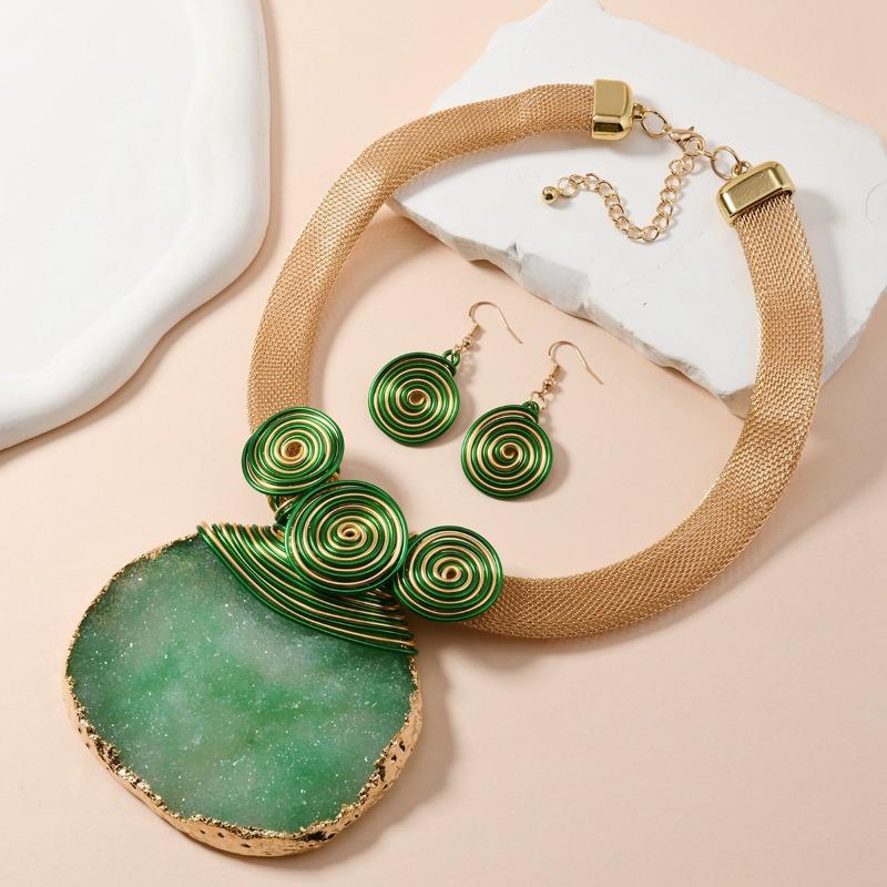 Gorgeous geometric crystal raw stone pendant choker necklace & earring set for women