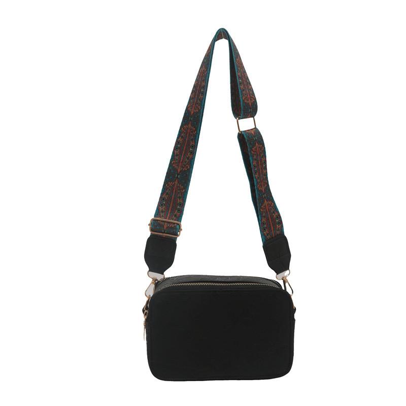 Elegant Modern Single Shoulder Crossbody Bag With Unique Design For Trendsetters