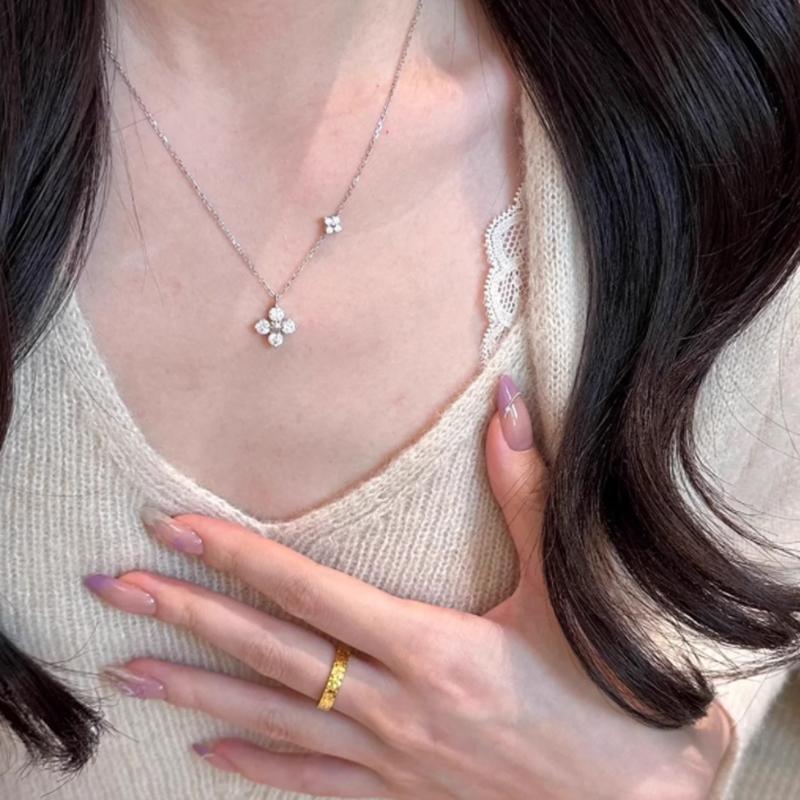 925 Sterling Silver Dainty Lucky CZ Leaf Necklace for Women 14k Gold Plated Flowers Elegant Pendant Necklace Wedding Jewelry