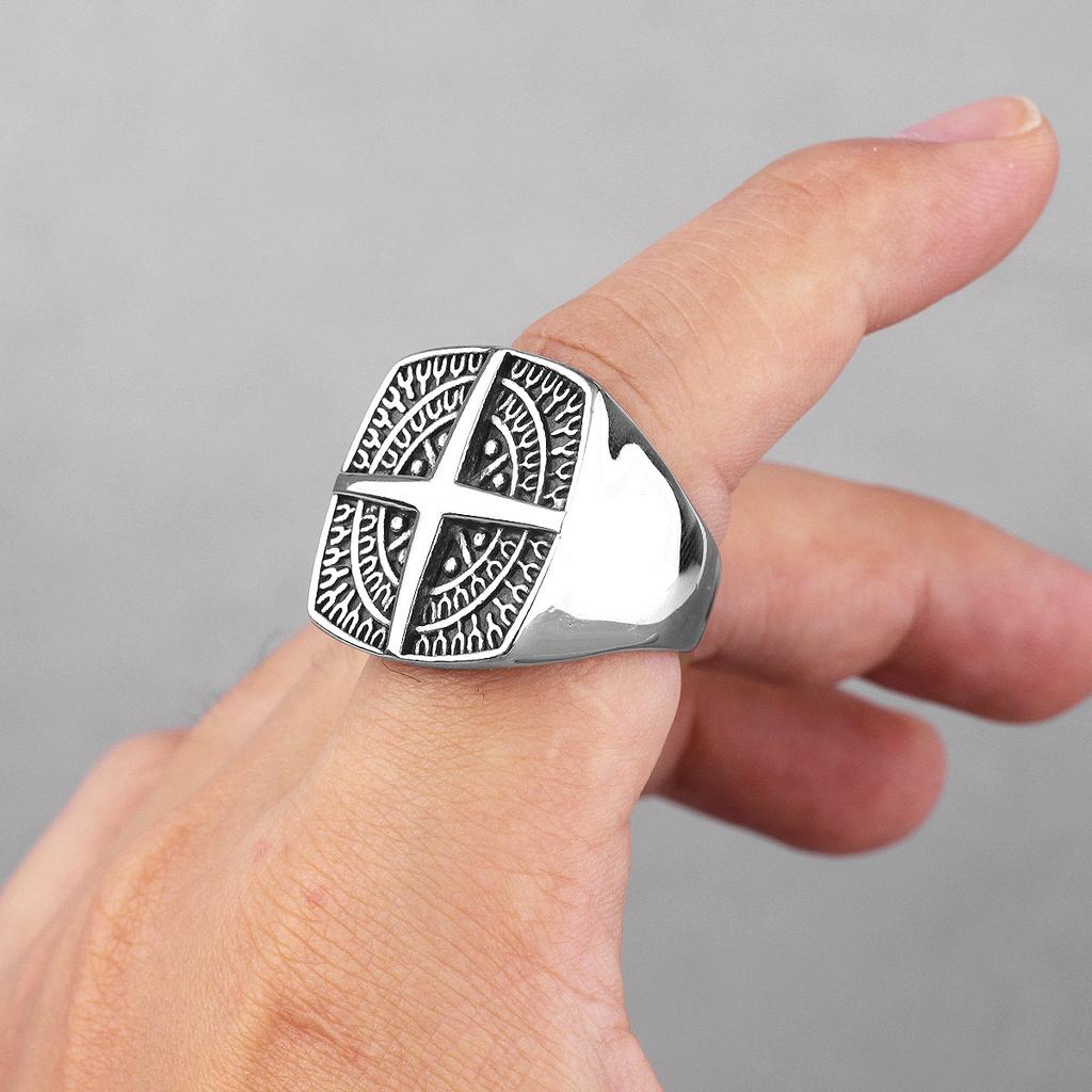 Nordic Navigational Compass Stainless Steel Mens Rings Hyperbole for Male Boyfriend Biker Jewelry Creativity Gift
