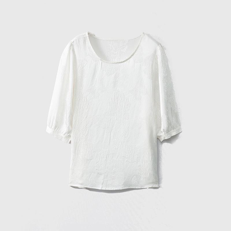 

Silk Crepe Jacquard Round Neck Blouse with Three-Quarter Sleeves (2024) XL белый