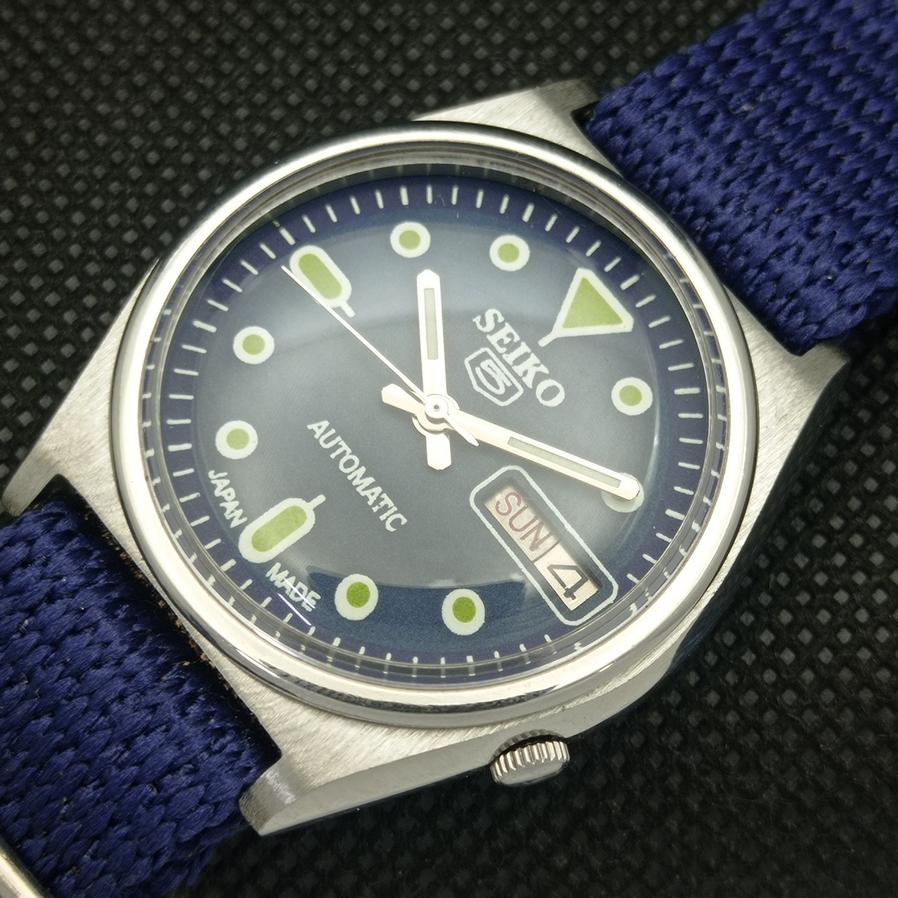 USED VINTAGE SEIKO 5 AUTO 7019A JAPAN MENS DAY/DATE SILVER WATCH 621e-a415914-2 SKU621e-a415914