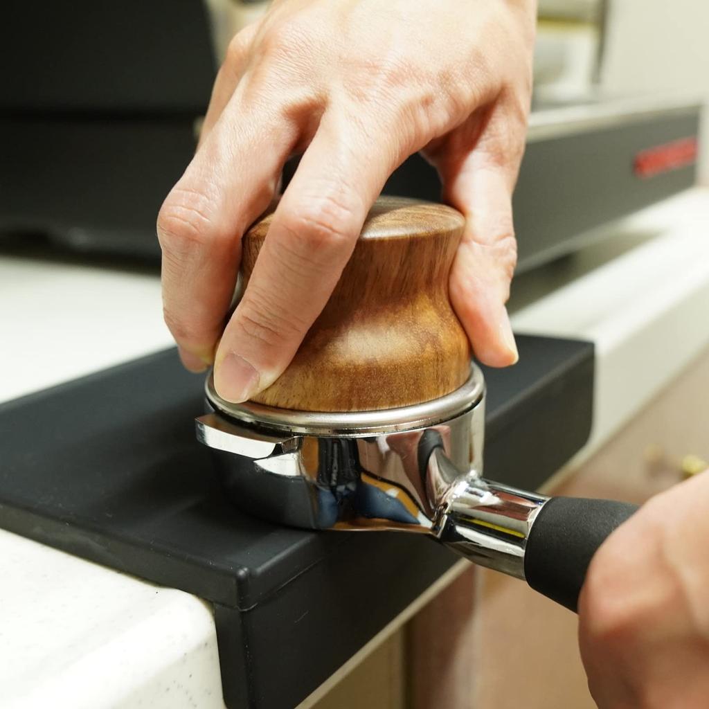 FUN COFFEE 58mm Espresso Distributor with Wooden Handle and Stainless Steel, Commercial Use, Three Inclined Bevels (co-0028)