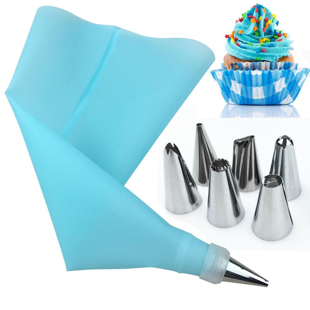 8-Piece Cake Tool Set: 6 Stainless Steel Piping Tips with Silicone Bag & Converter
