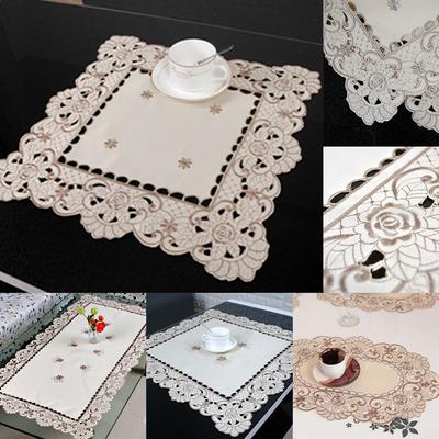 Weiße bestickte Spitzen-Tischdecke, florales Hochzeits-Party-Dekor
