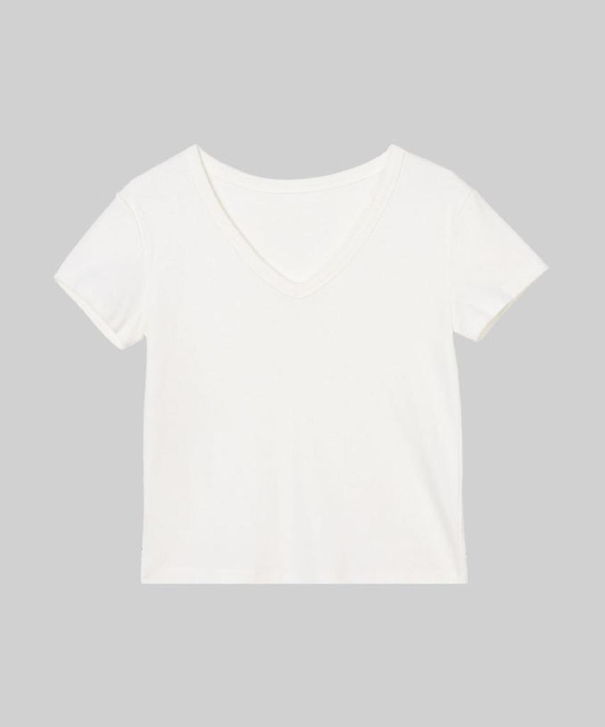 A V-shirt (Black)