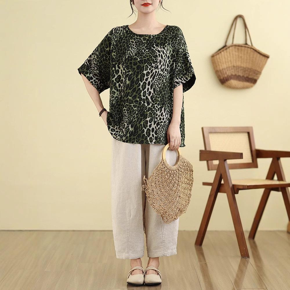 Large Size Cotton Literary Vintage Leopard Print Bat Top for Women's Summer Short-sleeved New Loose T-shirt To Make You Look Slim and Bottom