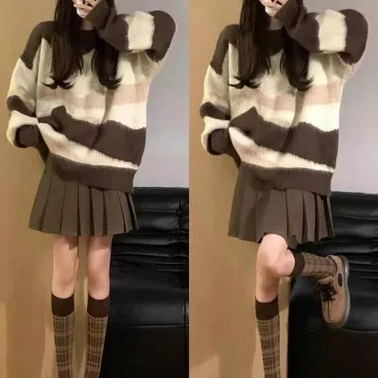 2023 Milk Salt Series: Lazy Style Sweater & Pleated Skirt Two-Piece Suit for Spring