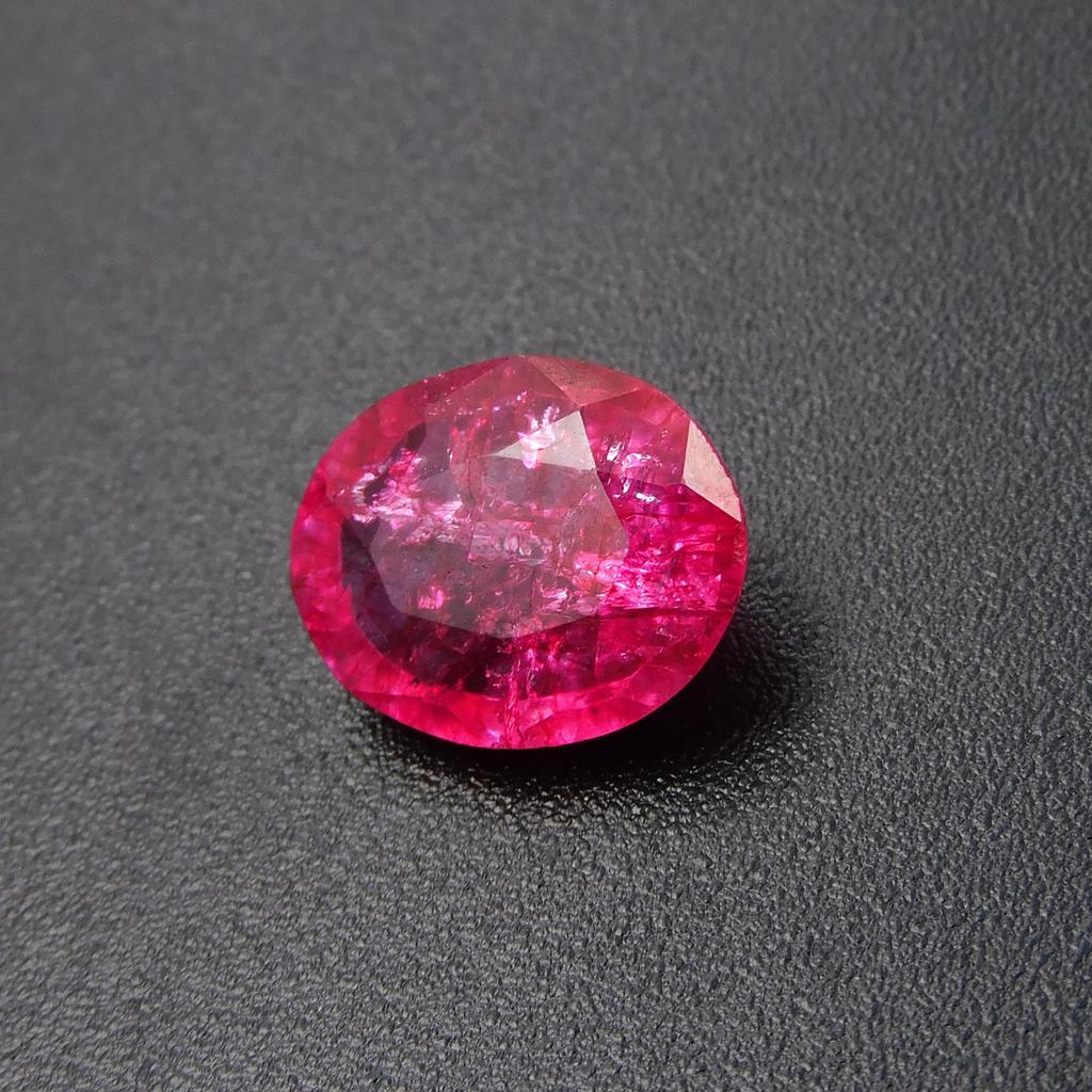 2.9 Ct Natural Pink Sapphire Oval Cut CERTIFIED Loose Gemstone Free Delivery