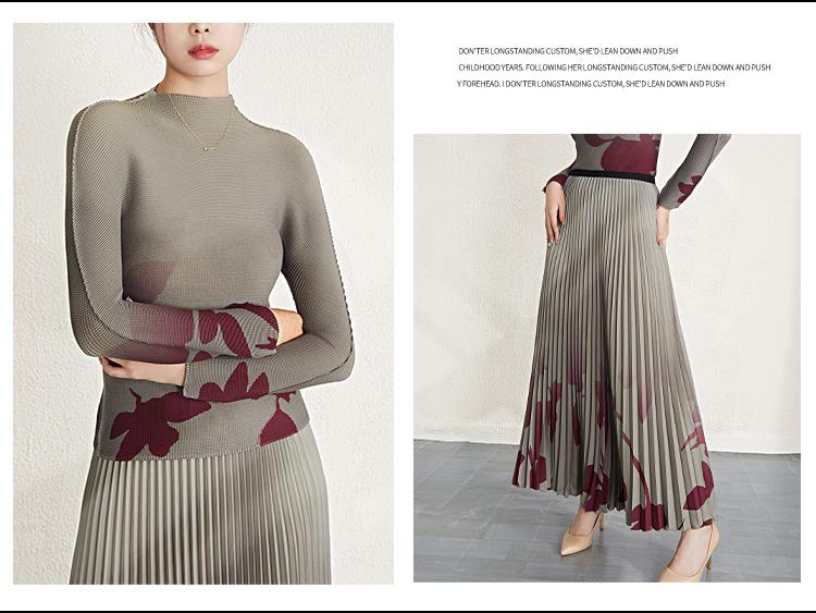 Miyake Women's Stylish Printed Two-Piece Suit: Elastic High-Waist A-Line Skirt & Pleated Top