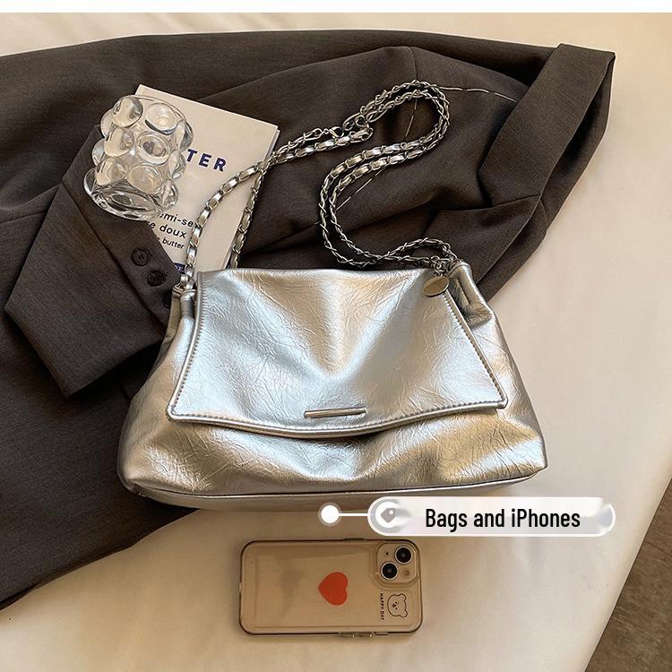 2025 Women's Casual Soft Leather Large Capacity Chain Shoulder Crossbody Bag