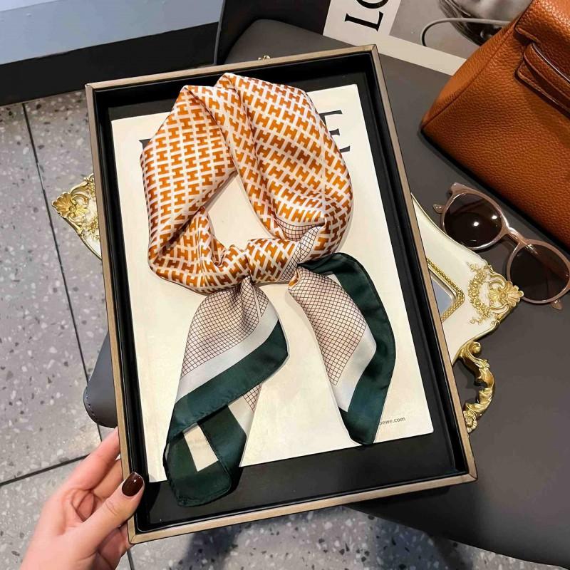 70cm Square Silk-Like Scarf Women Lightweight Fashion Accessory Office Chic Neck Wrap Stylish Print Design