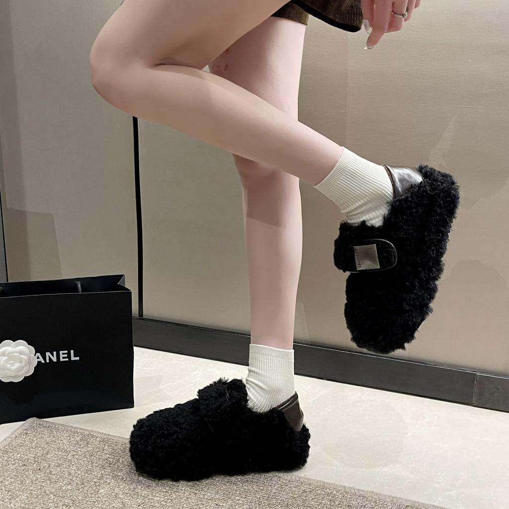 Lamb casual high-end fluffy shoes children's 2025 autumn and winter new outer wear thick-soled one-pedal Doudou cotton shoes