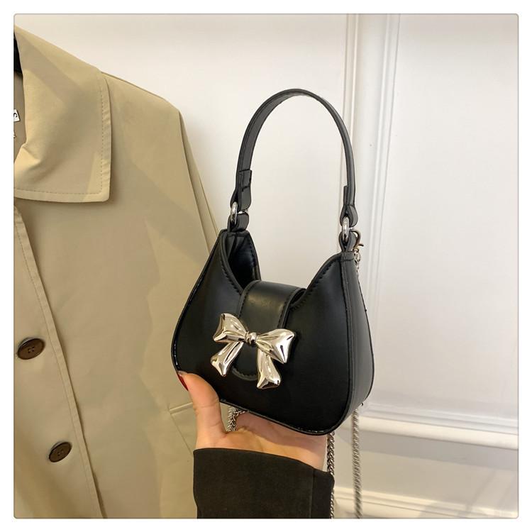 Trendy Single Shoulder Handbag Simple Earphone Bag Korean 2024 New Butterfly Bow Chain Crossbody Bag Women Black