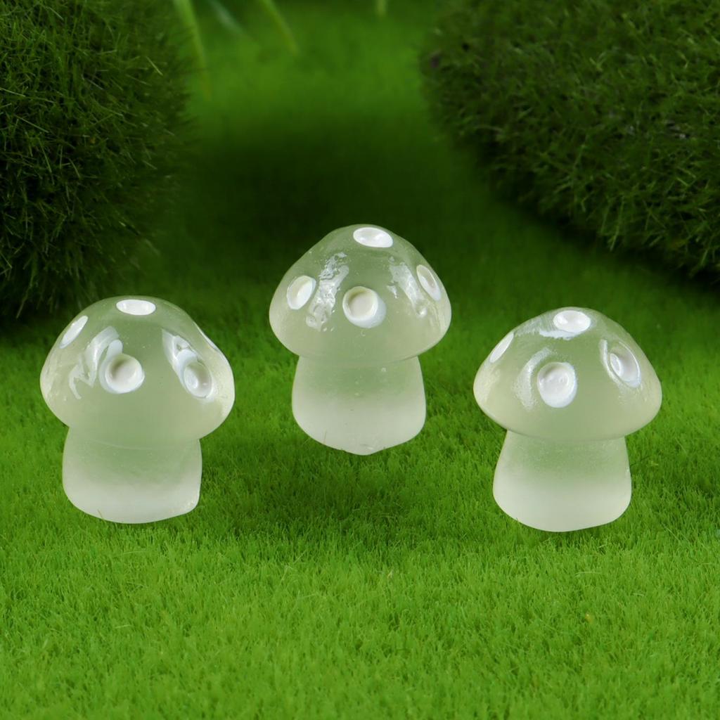 Mini Transparent Mushroom Ornaments for Moss Gardens and Balcony Potted Plants