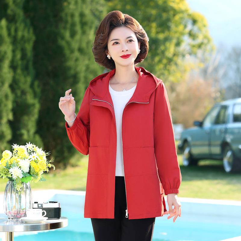 

Куртка с капюшоном Весна и Осень 2025: Модный тренч для женщин среднего и пожилого возраста 5XL (140-150 jin) красный