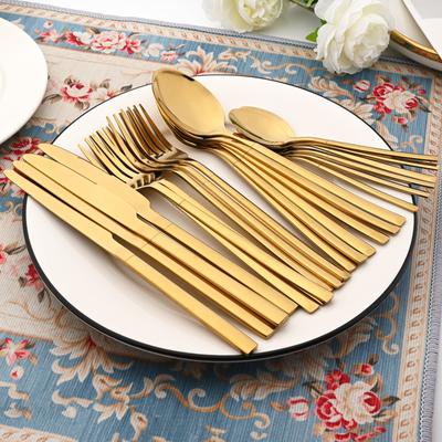 Jankng 24 Pezzi Set di Posate in Oro Set di Posate in Acciaio Inossidabile Coltello Forchetta Cucchiaio da Tè Set di Posate da Cucina Set di Stoviglie Completo