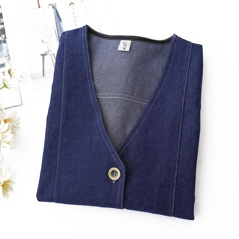 2026 Plus Size Women's V-Neck Denim Vest: Slimming, Versatile Cardigan for Spring/Autumn