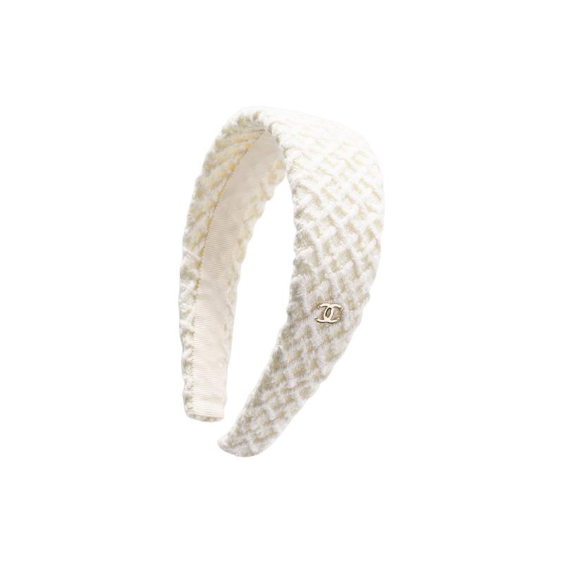 

CHANEL floral tweed headband white women s style білий