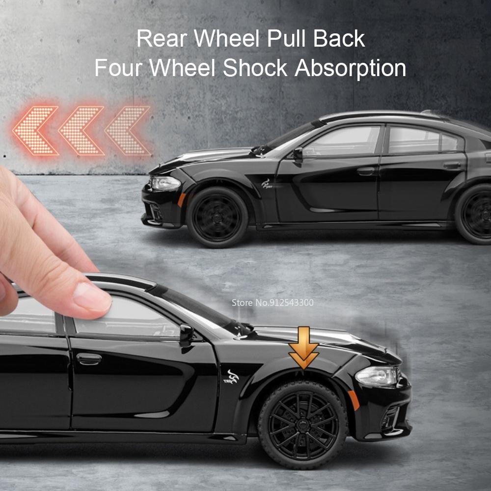 1:32 Scale Charger 1970 Classic Car Model Toy Alloy Diecasting Pull Back Sports Cars Models Sound Light Gifts for Kids Boys