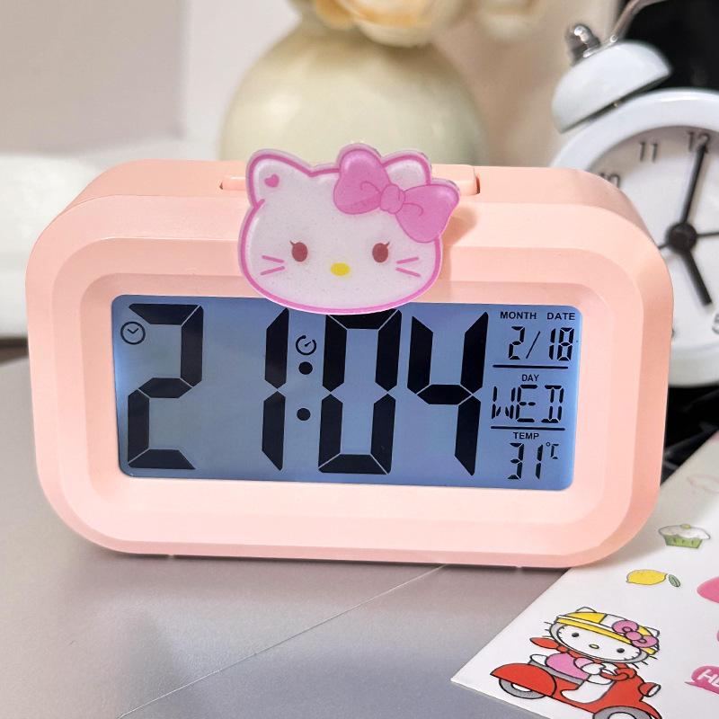 Luminous Cute Beaver Alarm Clock - Multifunctional Silent Desktop Clock with Timer for Dorms and Bedside.