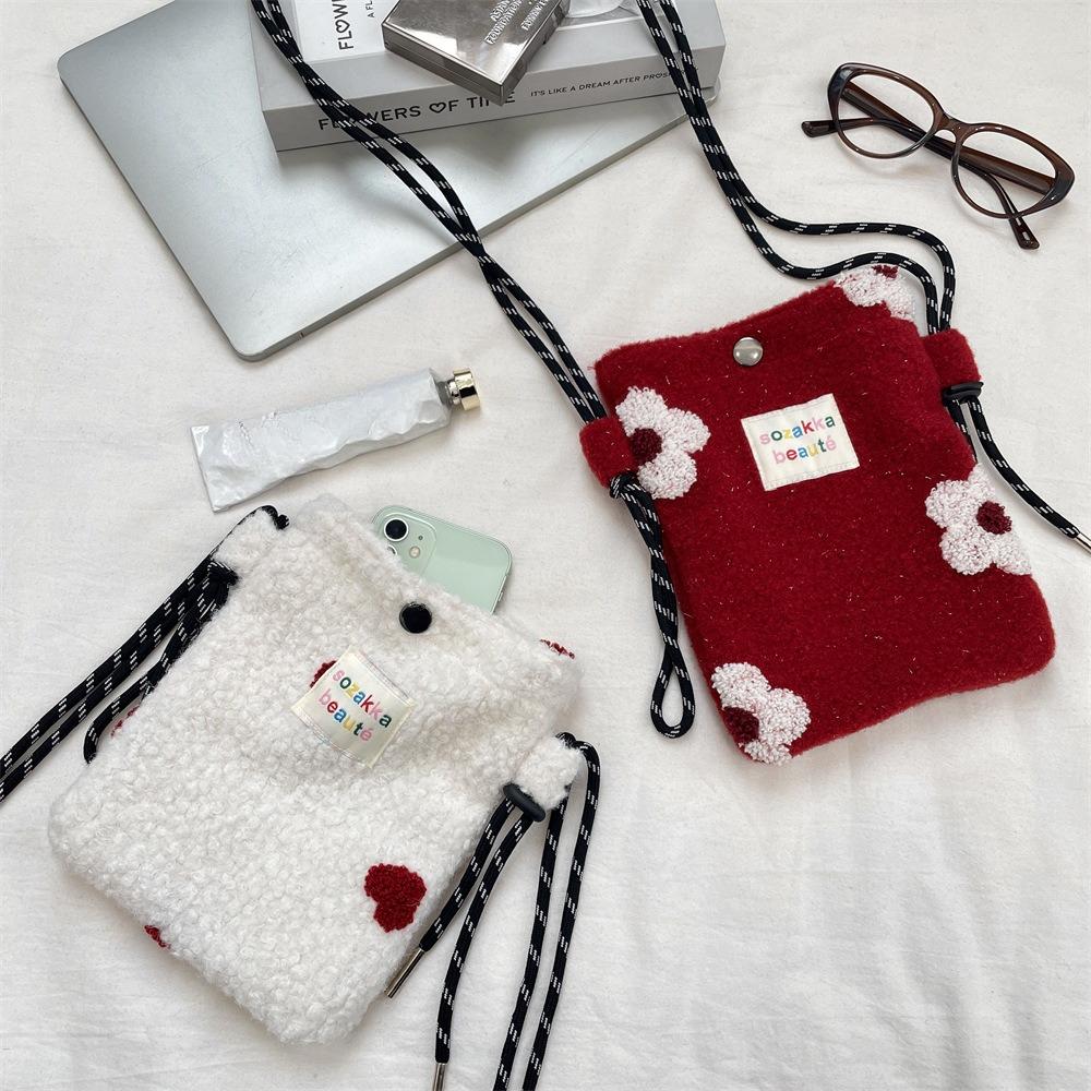 Soft Messenger Bag Plush Flower Commuter Leisure Bag Shopping Underarm Mobile Phone Bag Shoulder Bag