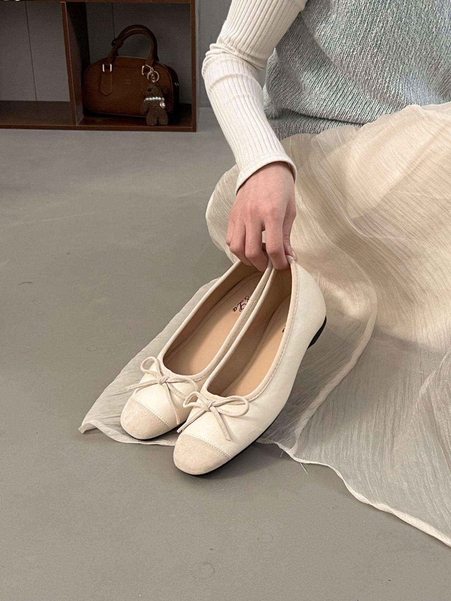 

French inner height increase 2025 spring and summer ballet beanie shoes Mary Jane new single shoes women s evening shoes light mouth silver 35 абрикосовый